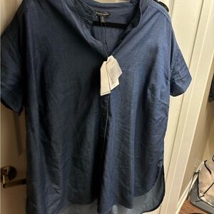 Women’s Chambray Short Sleeve Button Shirt